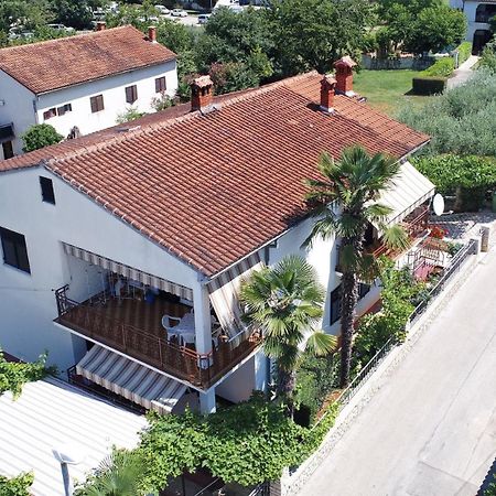 Apartment Complex Nevia Poreč Exteriör bild