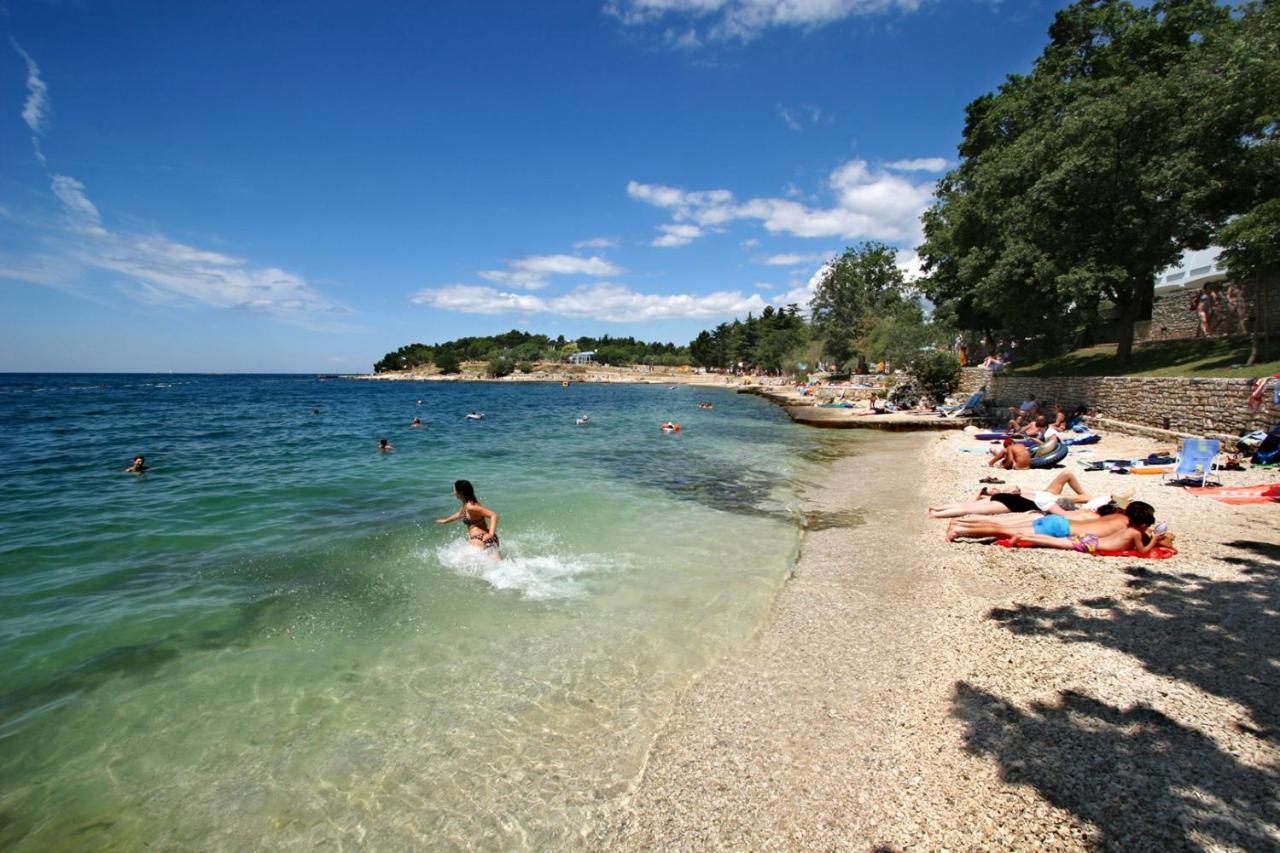 Apartment Complex Nevia Poreč Exteriör bild