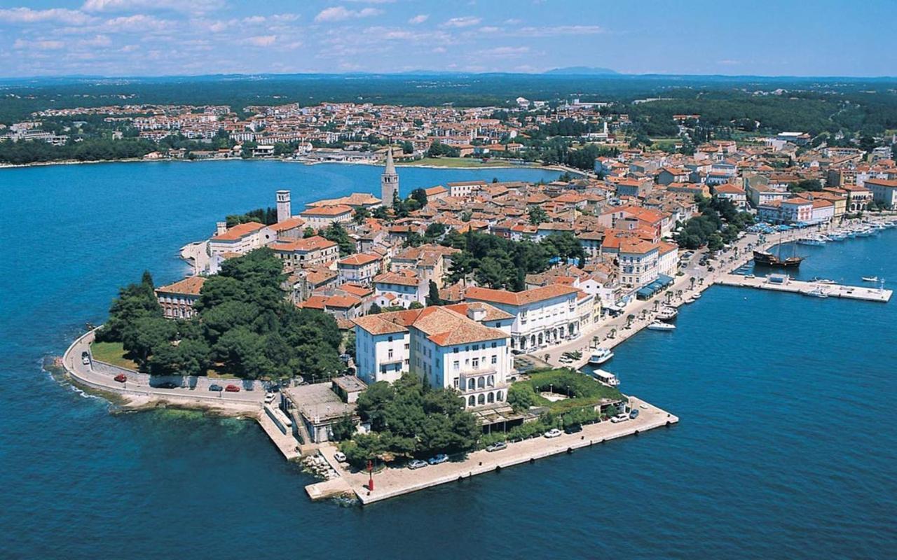 Apartment Complex Nevia Poreč Exteriör bild
